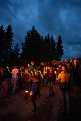 Familienfackelwanderung1