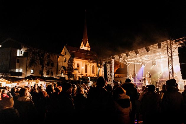 Scheffau_Vorsilvester_2022_Dorfplatz