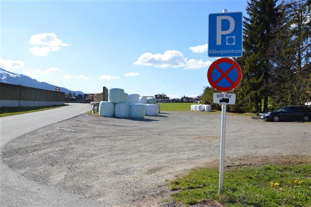 Going_Parkplatz_Bildungszentrum