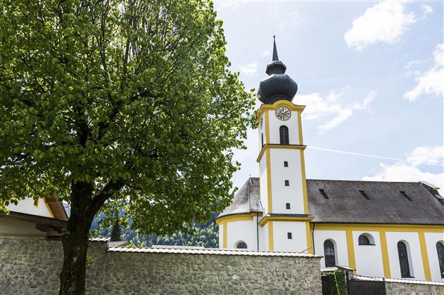 Söll_Kirche Sommer_Wilder Kaiser