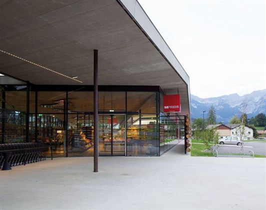 Söll_MPREIS Außenansicht_Wilder Kaiser