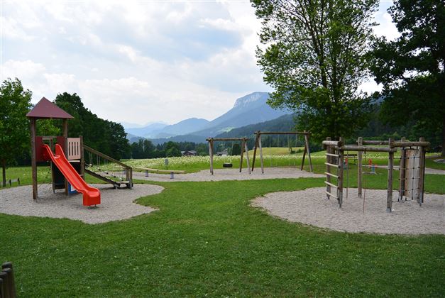 Spielplatz Volksschule Scheffau 3