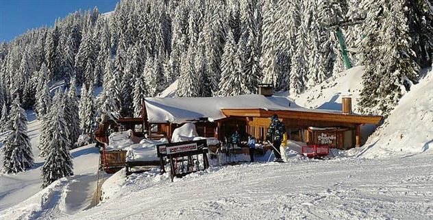 Stoagrub'n Hütte Winteransicht