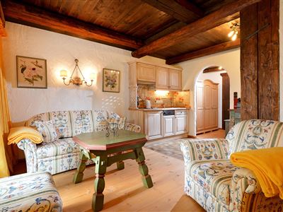 -Ferienwohnung-1-Wohnzimmer
