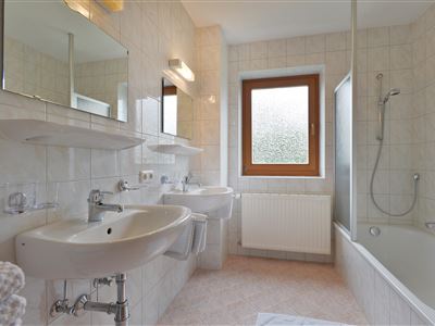 Appartement EG Bad