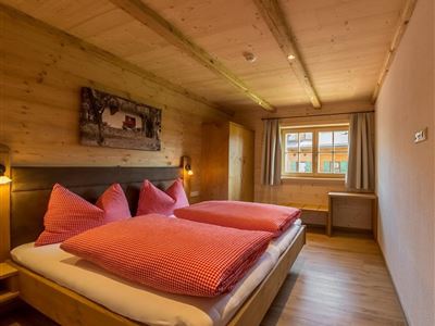 Appartementhaus Hinting Schlafzimmer Almrose