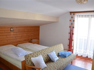 Dreibettzimmer