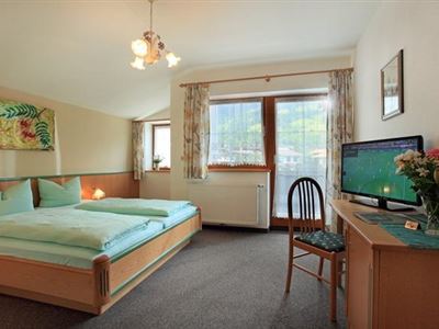 Dreibettzimmer