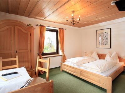 Dreibettzimmer