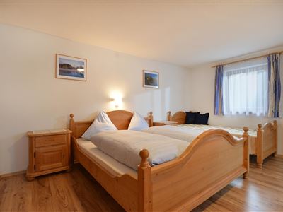 Dreibettzimmer
