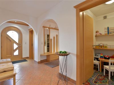Ferienhaus-Siglinde-Soell-Muehlleiten-56-Gang-Spie