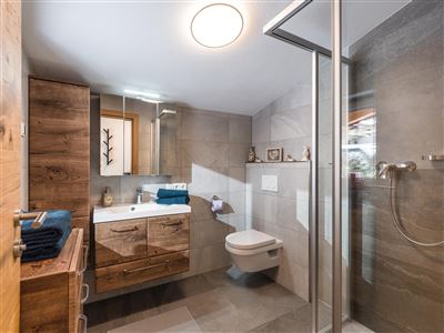 Ferienwohnung_Feger_Oberfeld_35_Scheffau_Badezimme