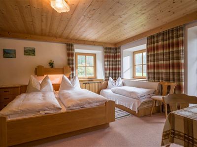 Gasthof Schönau Erl Dreibettzimmer