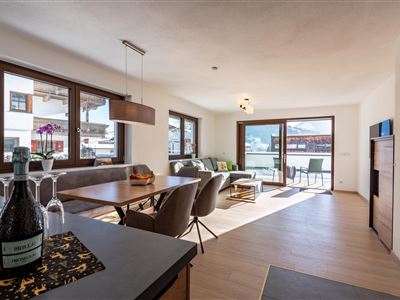 Haus_Kaisergrund_Top3_Essen/Wohnen