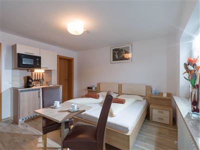 Haus_Romeo_Blaiken_71_Scheffau_12_2020_Zimmer_11