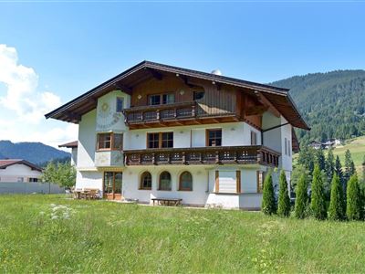 haus_sommer (1) neu größe