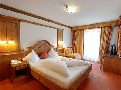 Hexensuite206