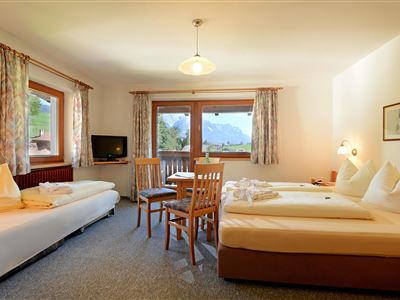 Hotel-Feichter-Soell-Dorfbichl-20-Dreibettzimmer