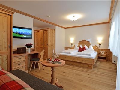 Hotel_Ritterhof_Ellmau_Innen_Zimmer_Sonne_30_204