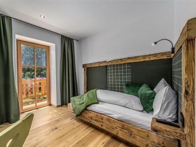liebevoll renovierte Zimmer im Alpinen Stil