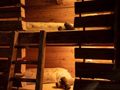 reell-kommunikationsdesign_WOCHENBRUNN-CHALET01-02