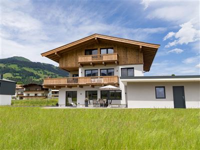 Reh4_Appartement_Ried_46a_Westendorf_Haus_aussen
