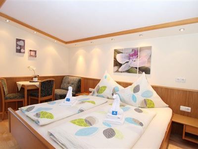 Schlafzimmer 2.