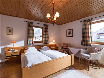 Schlafzimmer 2