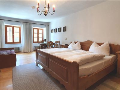 Schlafzimmer App. Edelweiß
