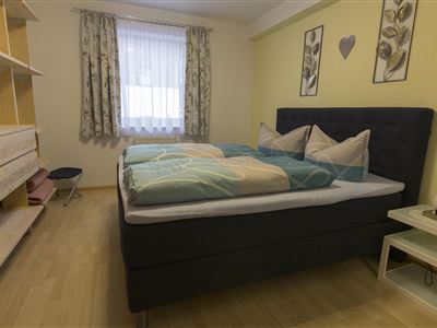 Schlafzimmer1