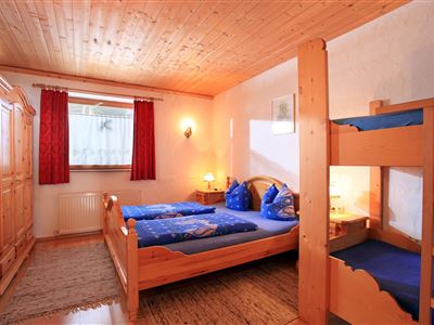 Schlafzimmer1