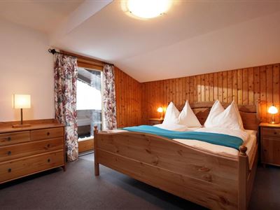 Schlafzimmer1