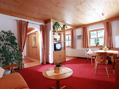 Seefeldstube-Klingsbigl-Harald-Stoecklfeld-33-Kirc