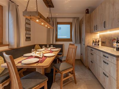 Staudachstubn Chalet´s-EG-Esszimmer2-HDR