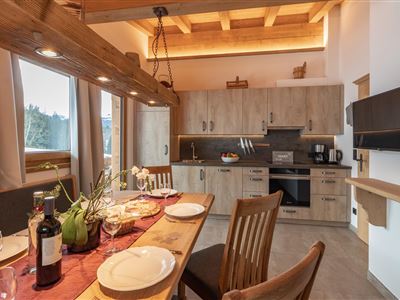 Staudachstubn Chalet´s-OG-Esszimmer1-HDR