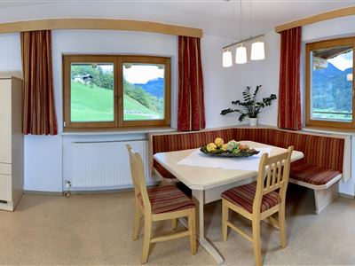 Wohnküche mit Ausblick