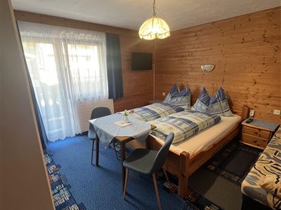 Zimmer_2_(2)