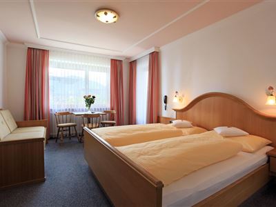Zimmer 1
