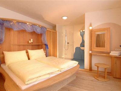 zimmer-regenbogen-landhaus-strasser-soell-wilderka