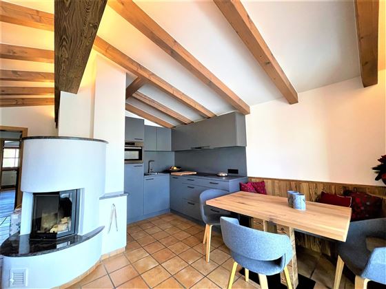 21 Küche und Kamin