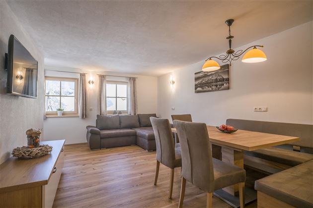 App_Reischerhof_Reischweg_2_Going_Wohnzimmer