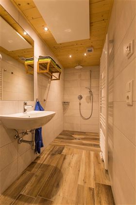 App. Talblick - Badezimmer 1