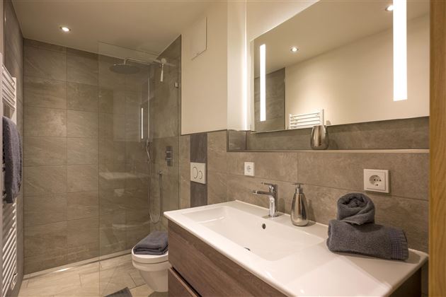 Appartement 4 Badezimmer