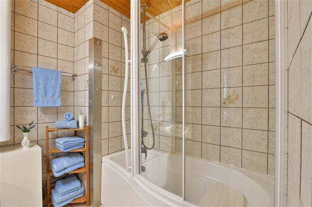 Appartement-Sibylle-Kirchberg-Badezimmer1