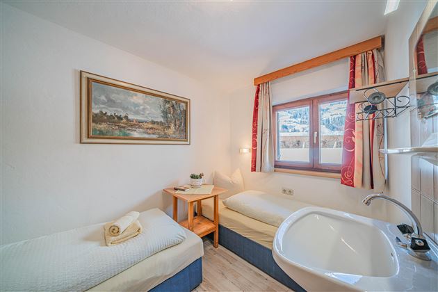 Schlafzimmer 3