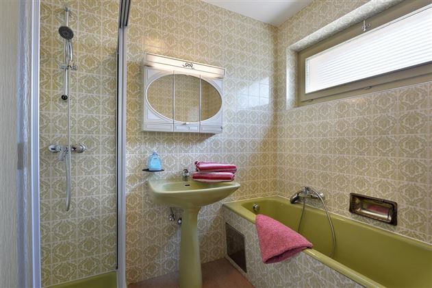 Badezimmer des Appartements