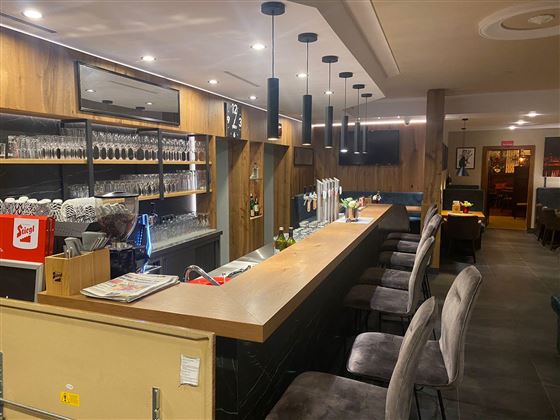 Bar Restaurant neu