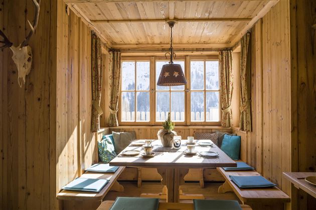 Bergkhof Kaisertal Ebbs Stube Tisch