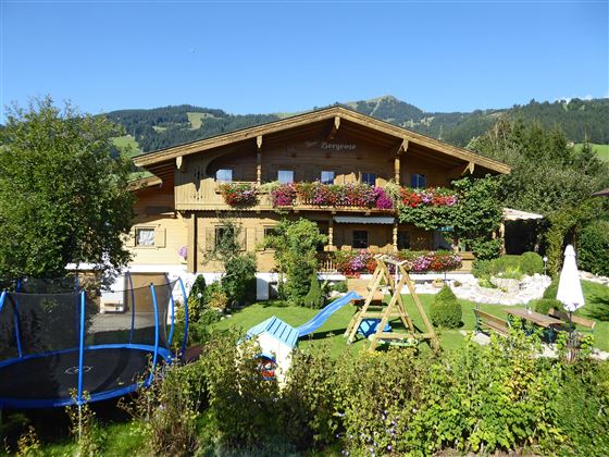 Bergrose Sommer, Hausfoto