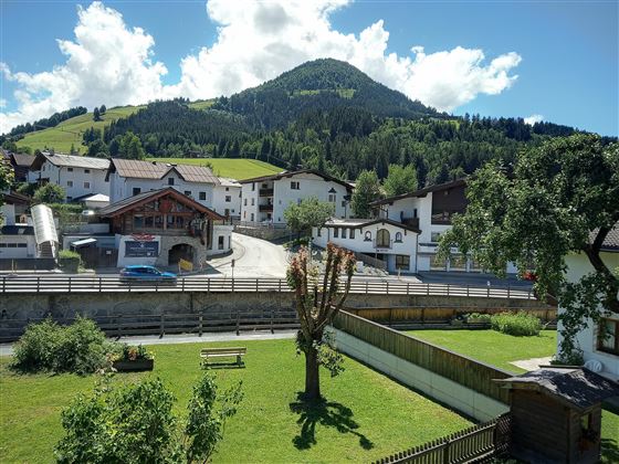 Blick zum Gaisberg